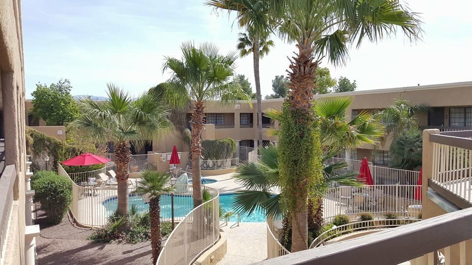 Ramada Tucson East Hotel Kültér fotó